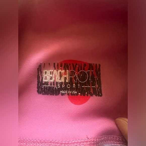 BEACH RIOT Kat leggings Valentine Hearts SIZE: SMALL - Picture 16 of 16